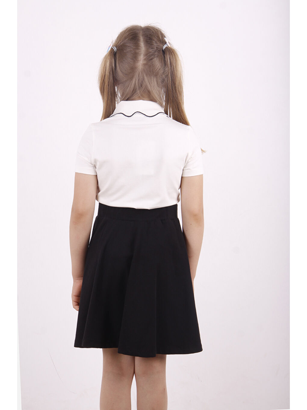 Ekru Kız Çocuk Yakası Kedi Nakışlı Fermuarlı Tişört-2