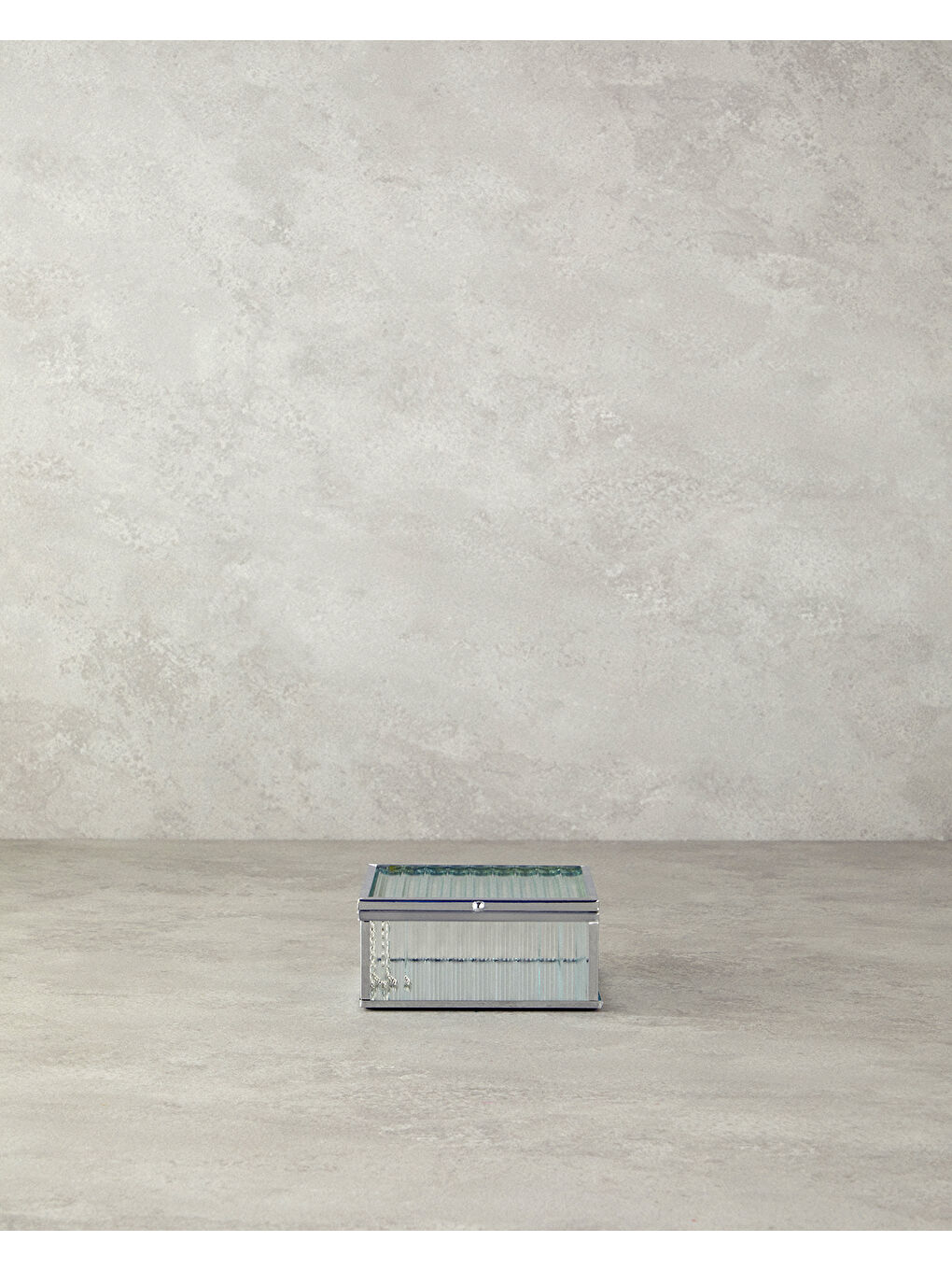 Gri Glamour Cam Dekoratif Kutu Silver