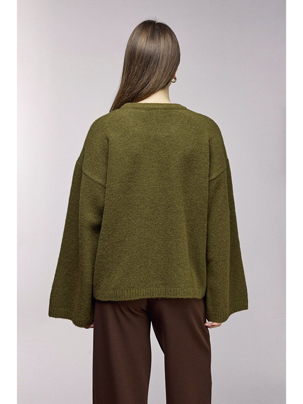 Beyaz Haki Bisiklet Yaka Oversize Dokulu Triko Kazak - Geniş Kol Detay-3