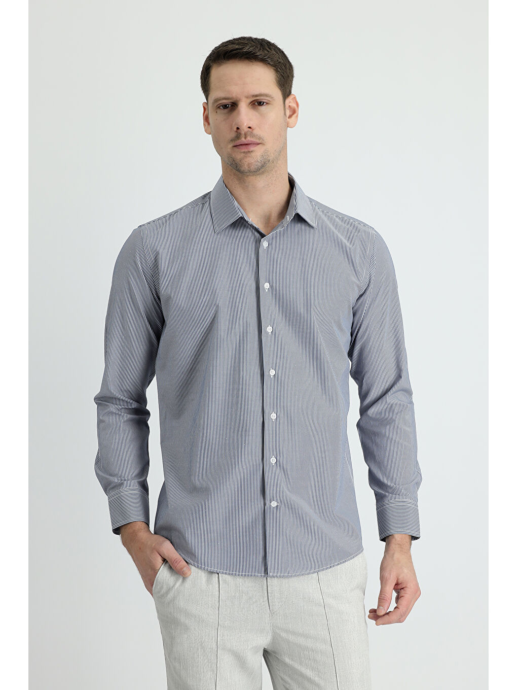 Lacivert Uzun Kol Slim Fit Dar Kesim Klasik Çizgili Pamuklu Kolay Ütülenebilir Gömlek-1