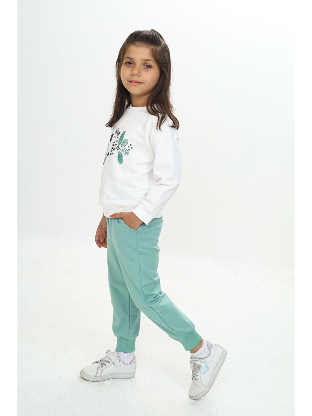 Gri Kız Çocuk Zürafa Baskılı Eşofman Takım-1