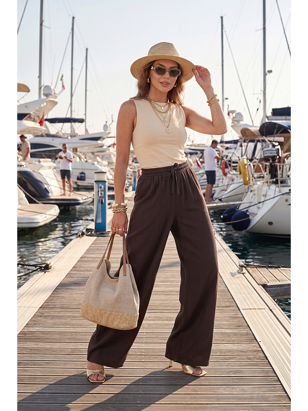 Kahverengi Pamuklu Relaxed Fit Yüksek Bel Geniş Paça Pantolon 668yp5559