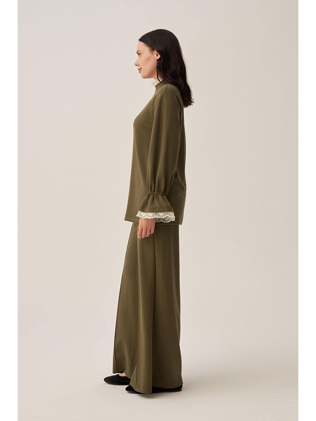 Haki-Yumuşak Dokulu Fisto Garnili Pantolonlu Takım-2