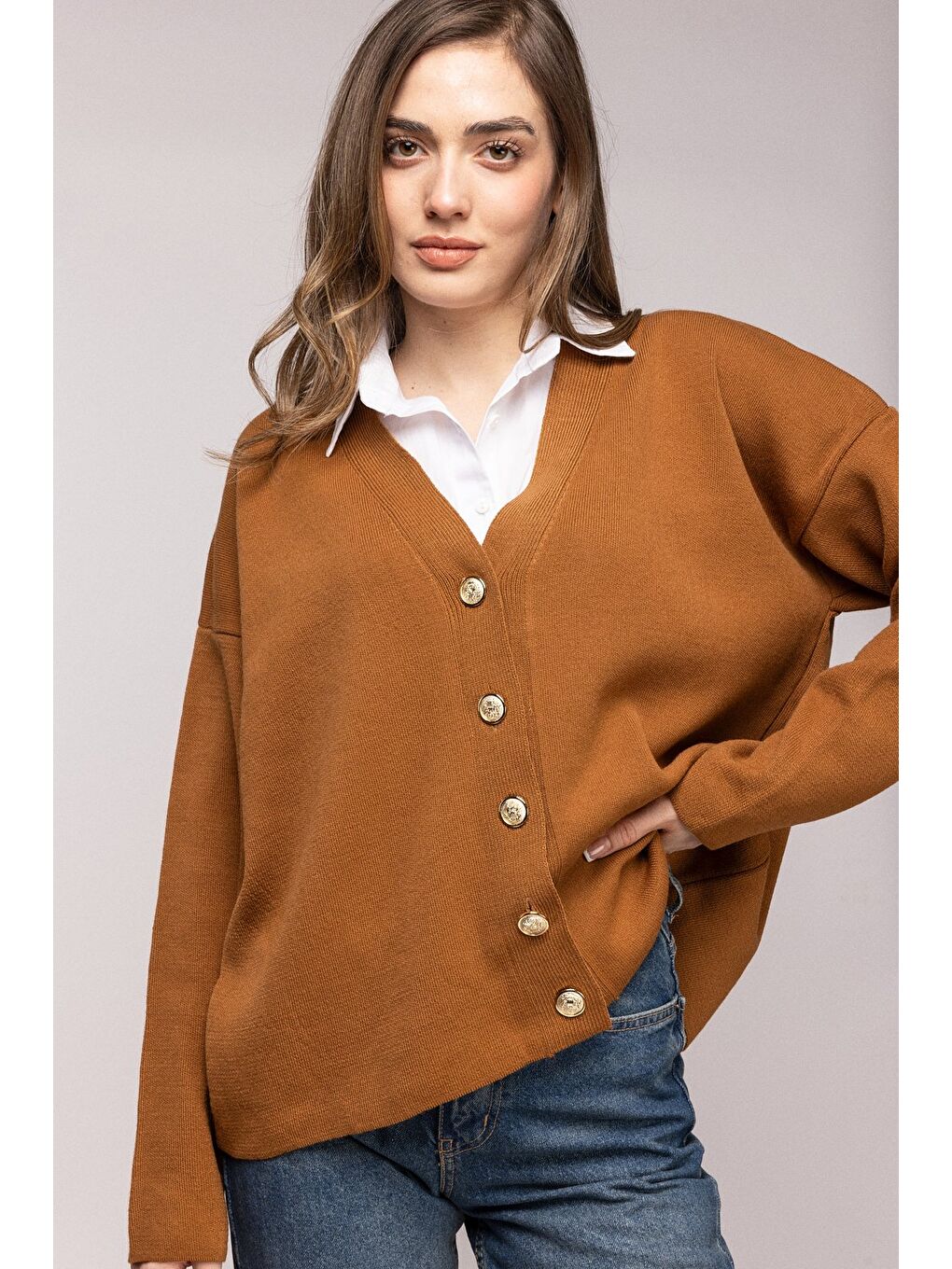 Kahverengi Taba Gömlek Görünümlü Oversize Triko Hırka