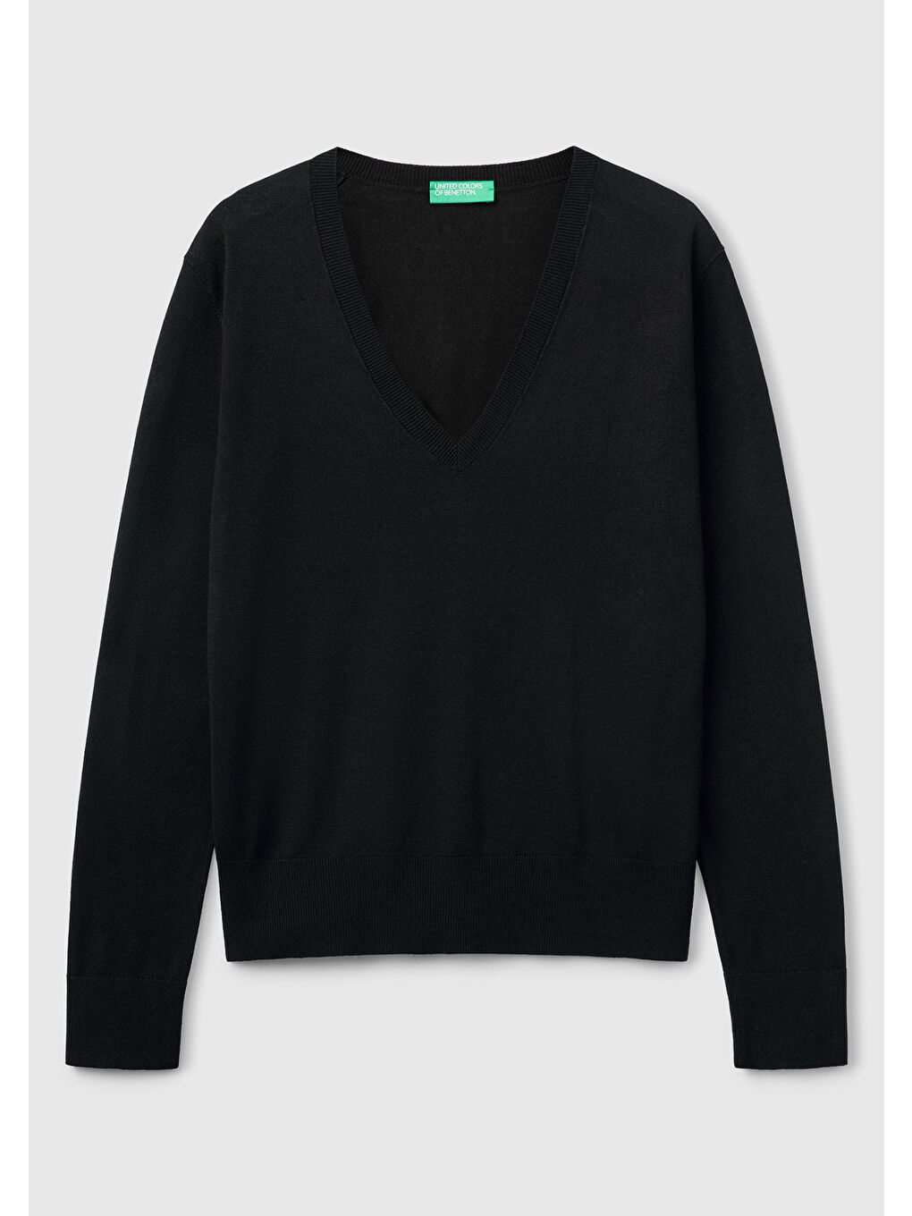 Kadın Siyah Viskoz ve İpek Karışımlı V Yaka Triko Kazak