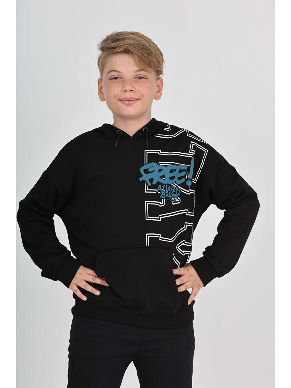 Siyah Erkek Çocuk Stay Baskılı Sweatshirt-1