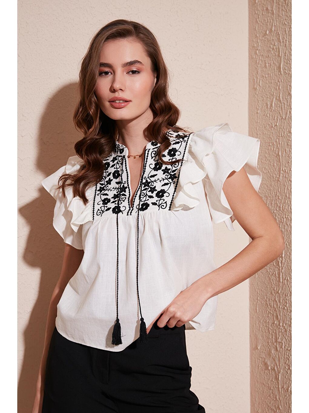 Lela Lila Pamuklu Regular Fit Nakış İşlemeli Bluz 611Bz0253