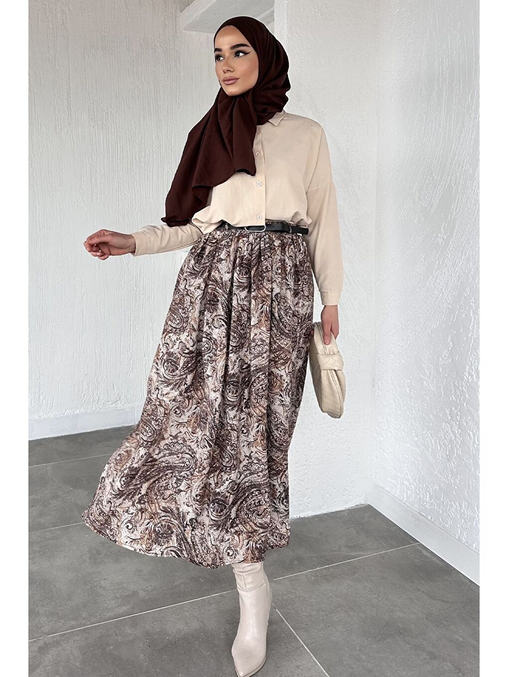 Kahverengi Bel Lastikli Kemer Detaylı İç Astarlı Tesettür Etek-1