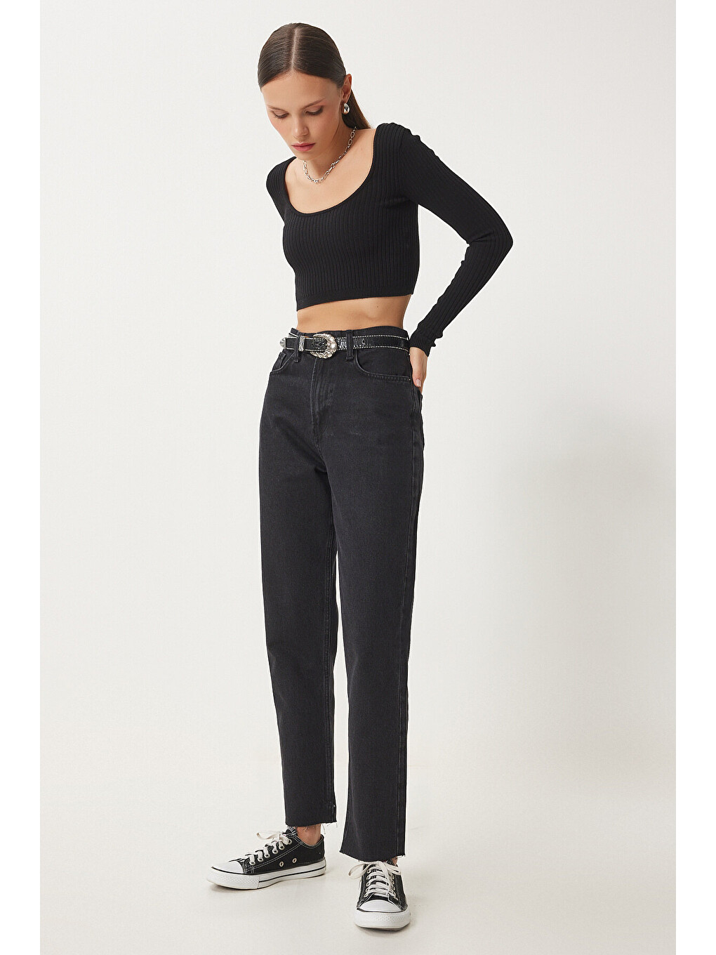 Siyah Orta Bel Straight Jeans SİYAH LUT0011