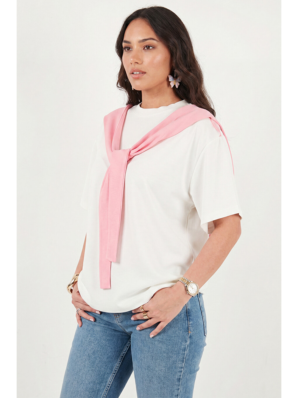 Ekru Rahat Kalıp Bisiklet Yaka Omuz Şal Detaylı T Shirt 5867044-3