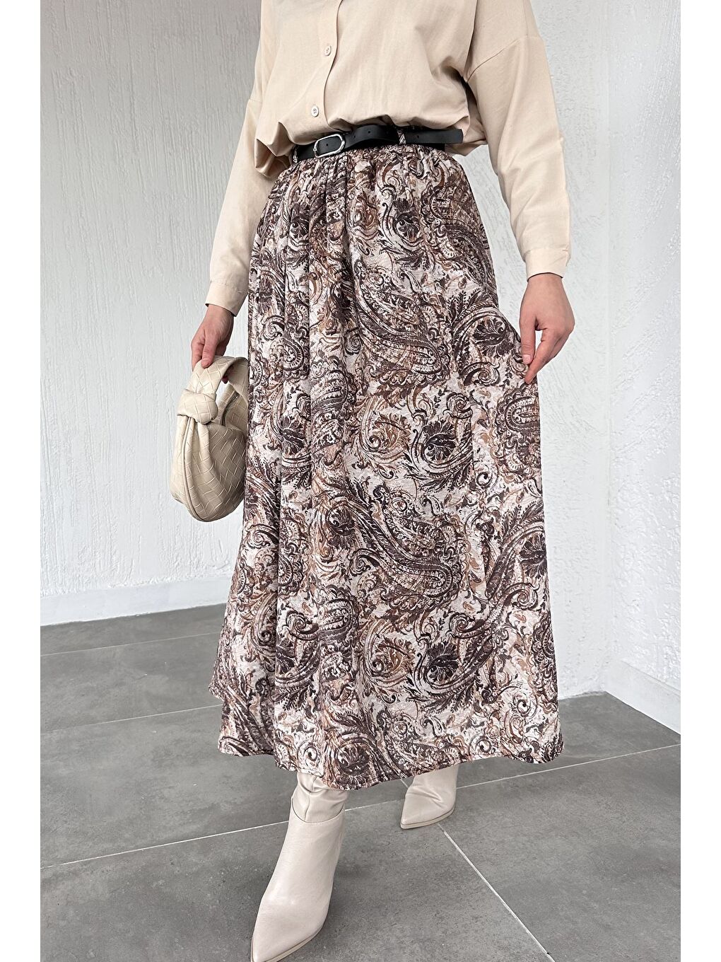 Kahverengi Bel Lastikli Kemer Detaylı İç Astarlı Tesettür Etek-5