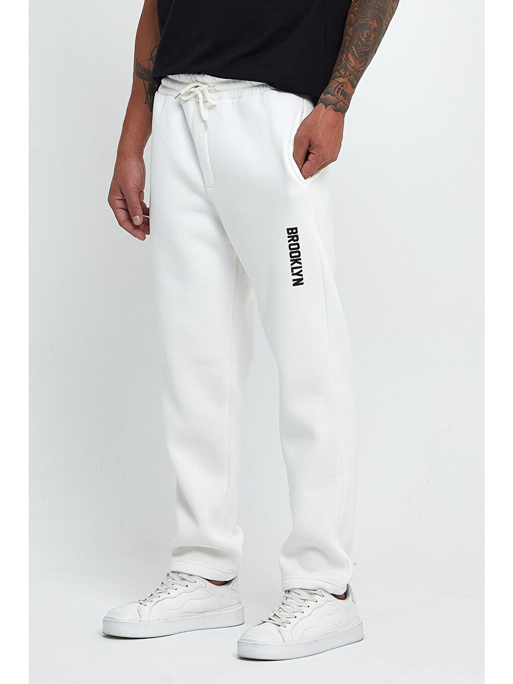 Ekru İçi Polarlı 3 İplik Kalın Brooklyn Baskılı Erkek Büyük Beden Eşofman Altı SPR25EA70-1