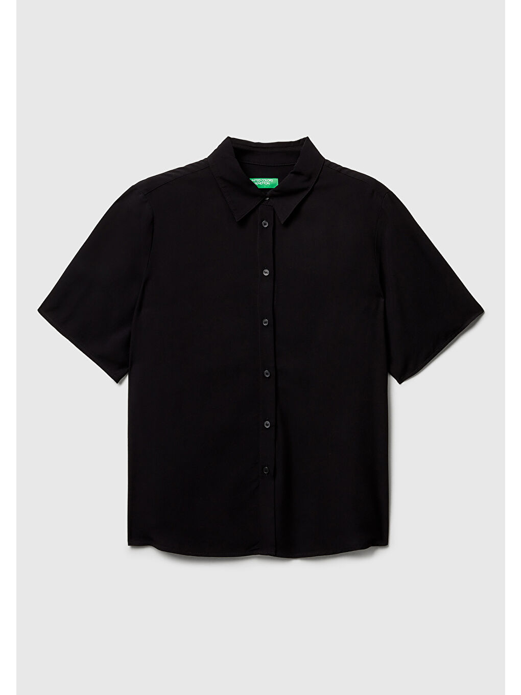 Kadın Siyah %100 Viskoz Düğmeli Kısa Kollu Gömlek