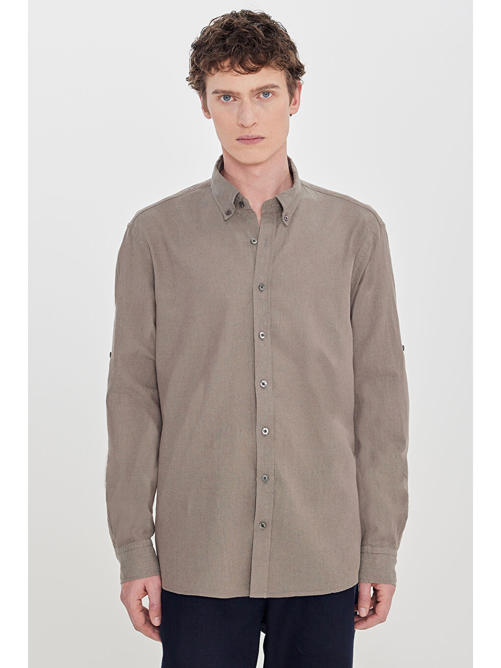 Erkek Haki Pamuklu Keten Comfort Fit Düğmeli Yaka Çizgili Gömlek-2