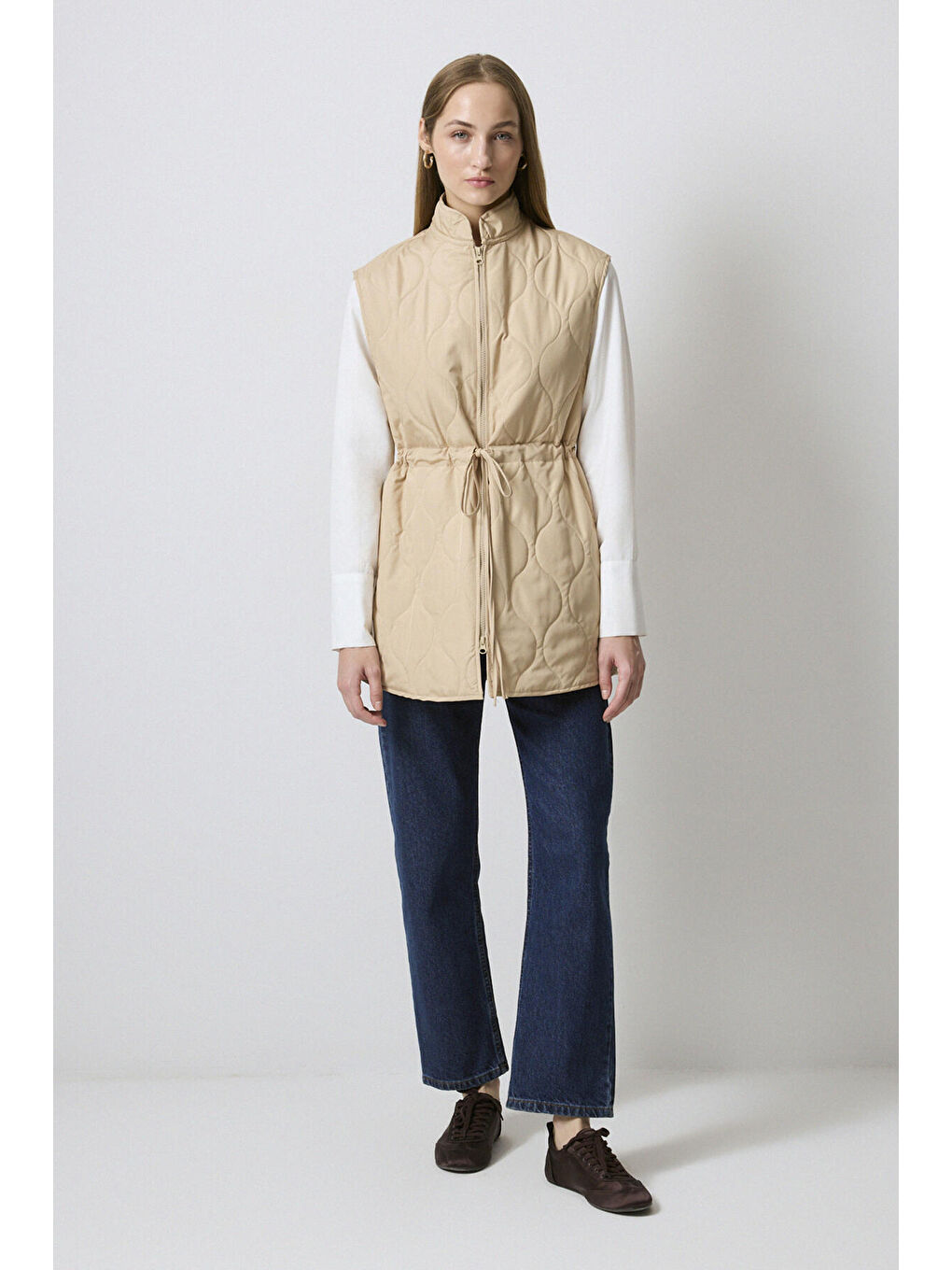 Bej Fermuarlı Kapitone Yelek
