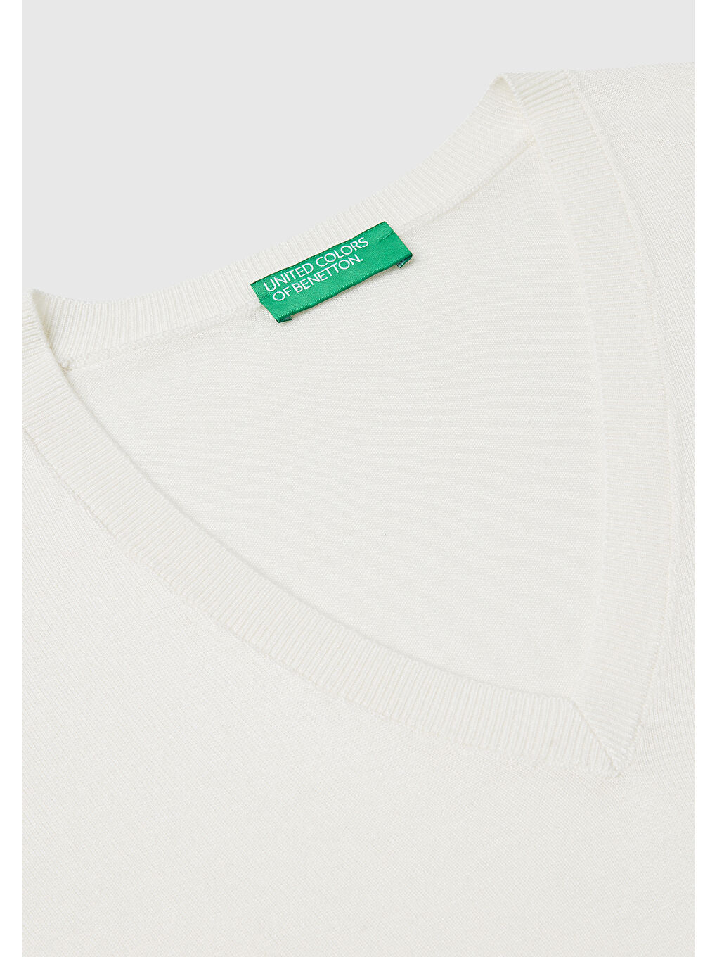 Ekru Kadın Krem Viskoz ve İpek Karışımlı V Yaka Triko Kazak-2