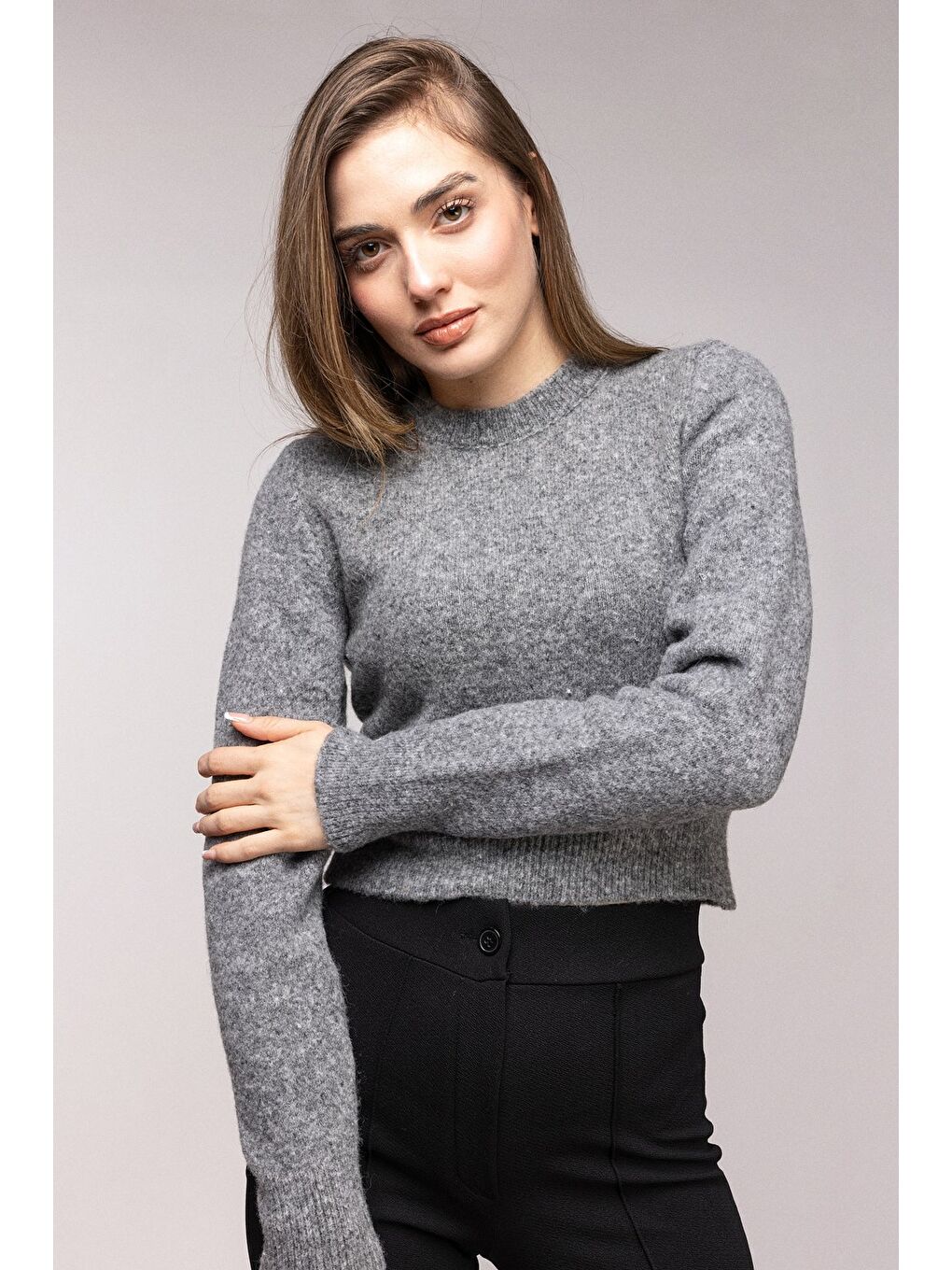 Beyaz Gri Bisiklet Yaka Basic Yumuşak Dokulu Triko Kazak