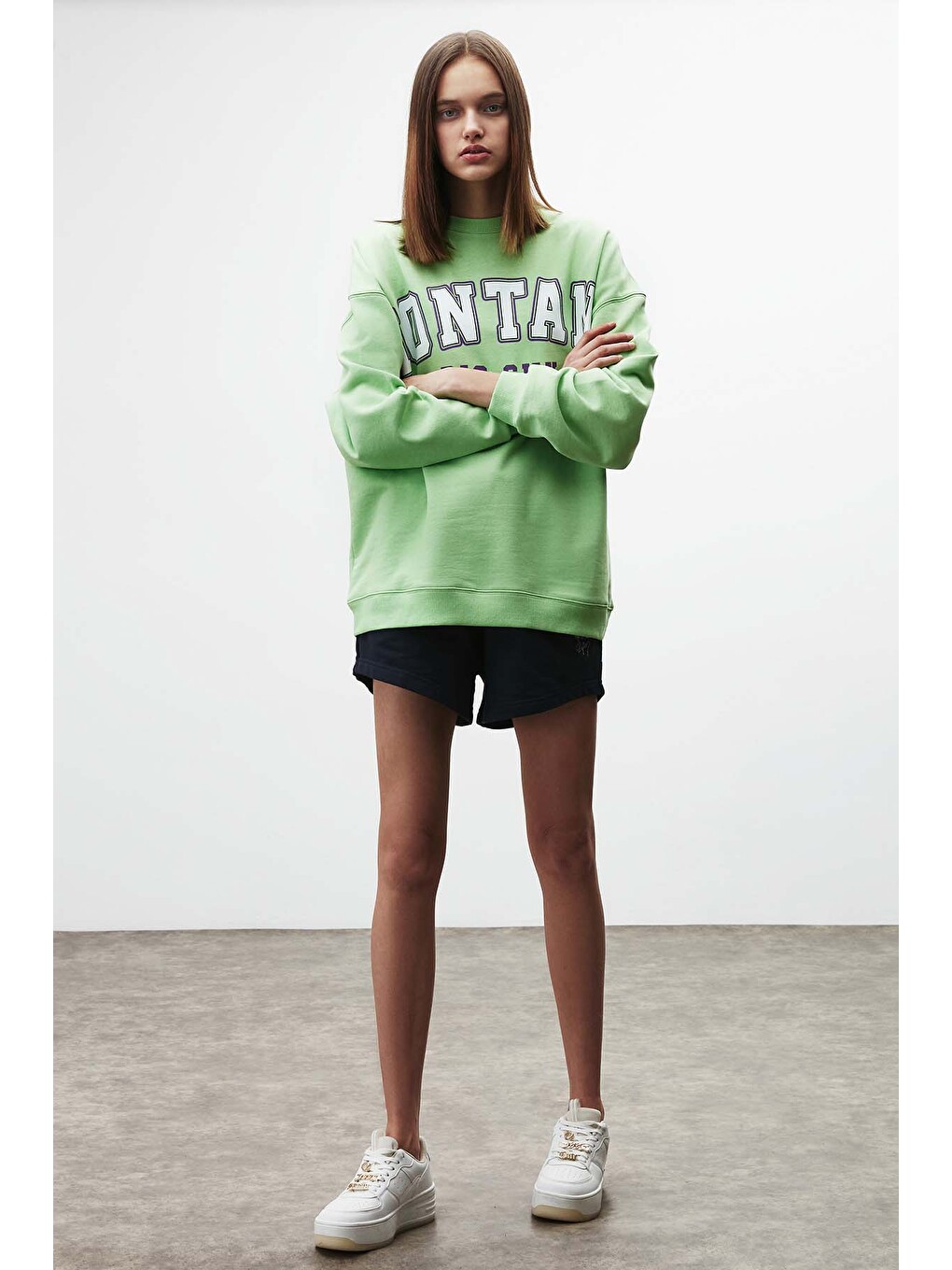 Ramona Kadın Oversize Yumuşacık İçi Polarlı Organik Pamuklu Baskılı Yuvarlak Yakalı Yeşil Sweatshirt-3