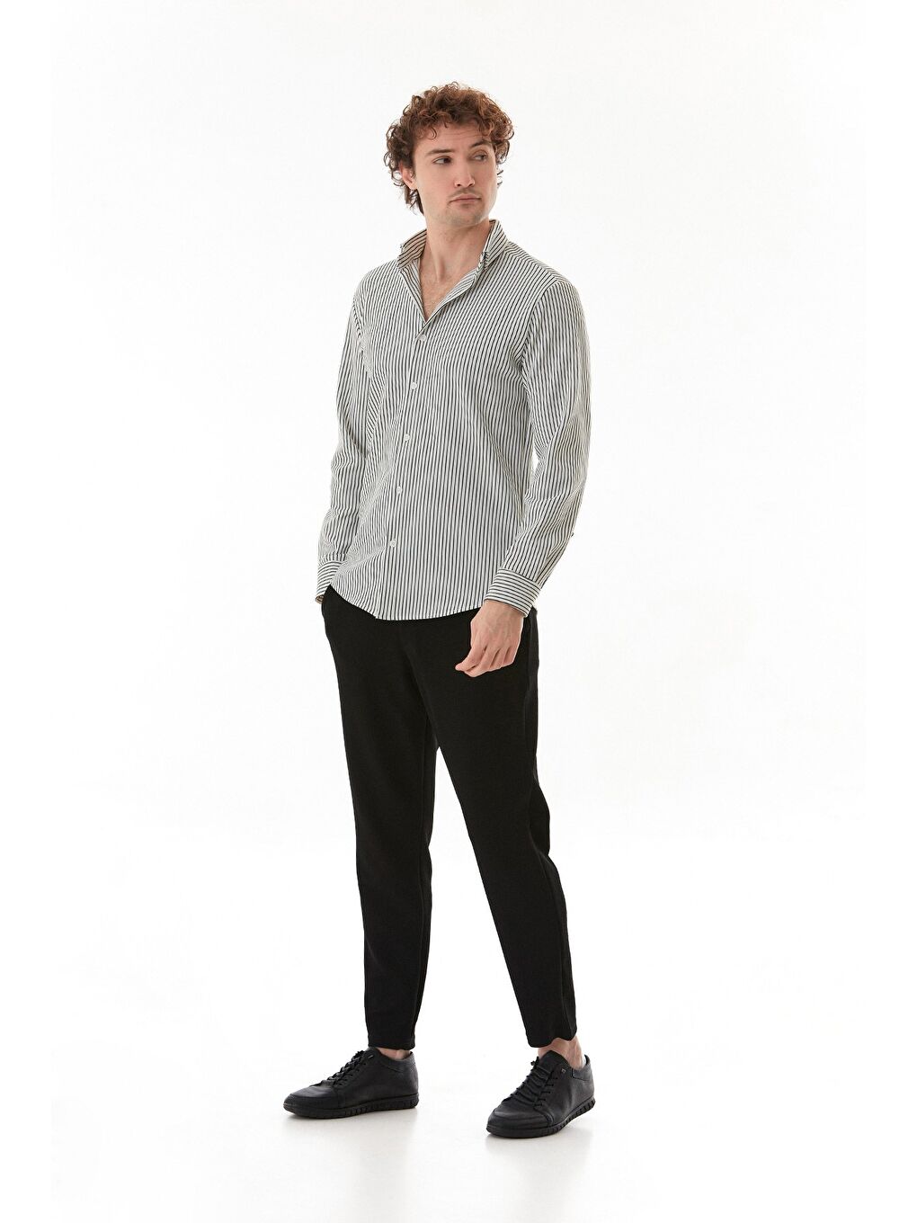 Beyaz Çizgili Fitilli Gömlek-3