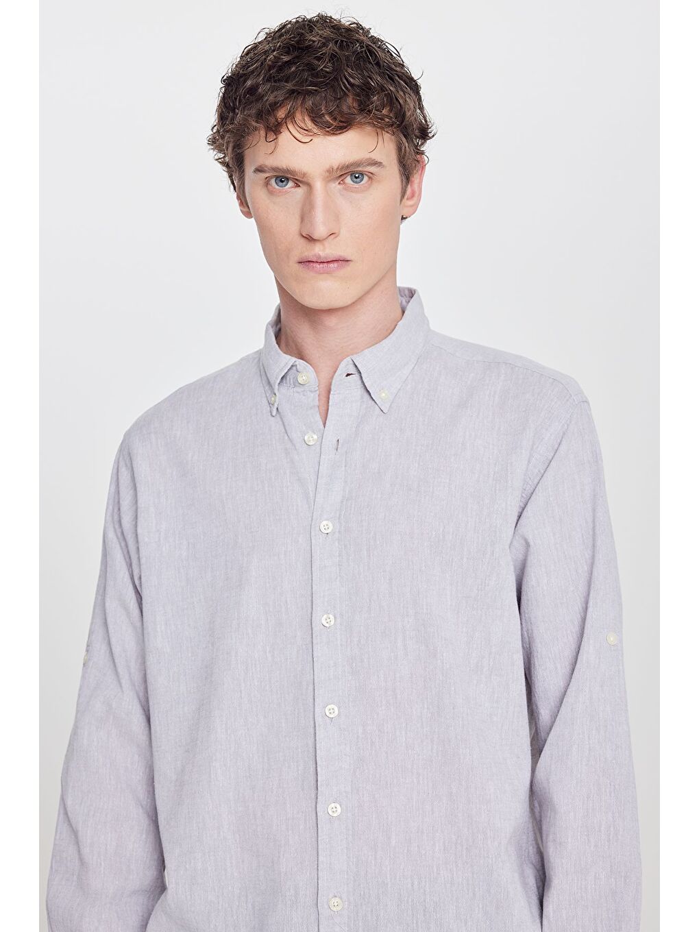 Erkek Gri Pamuklu Keten Comfort Fit Düğmeli Yaka Çizgili Gömlek-3