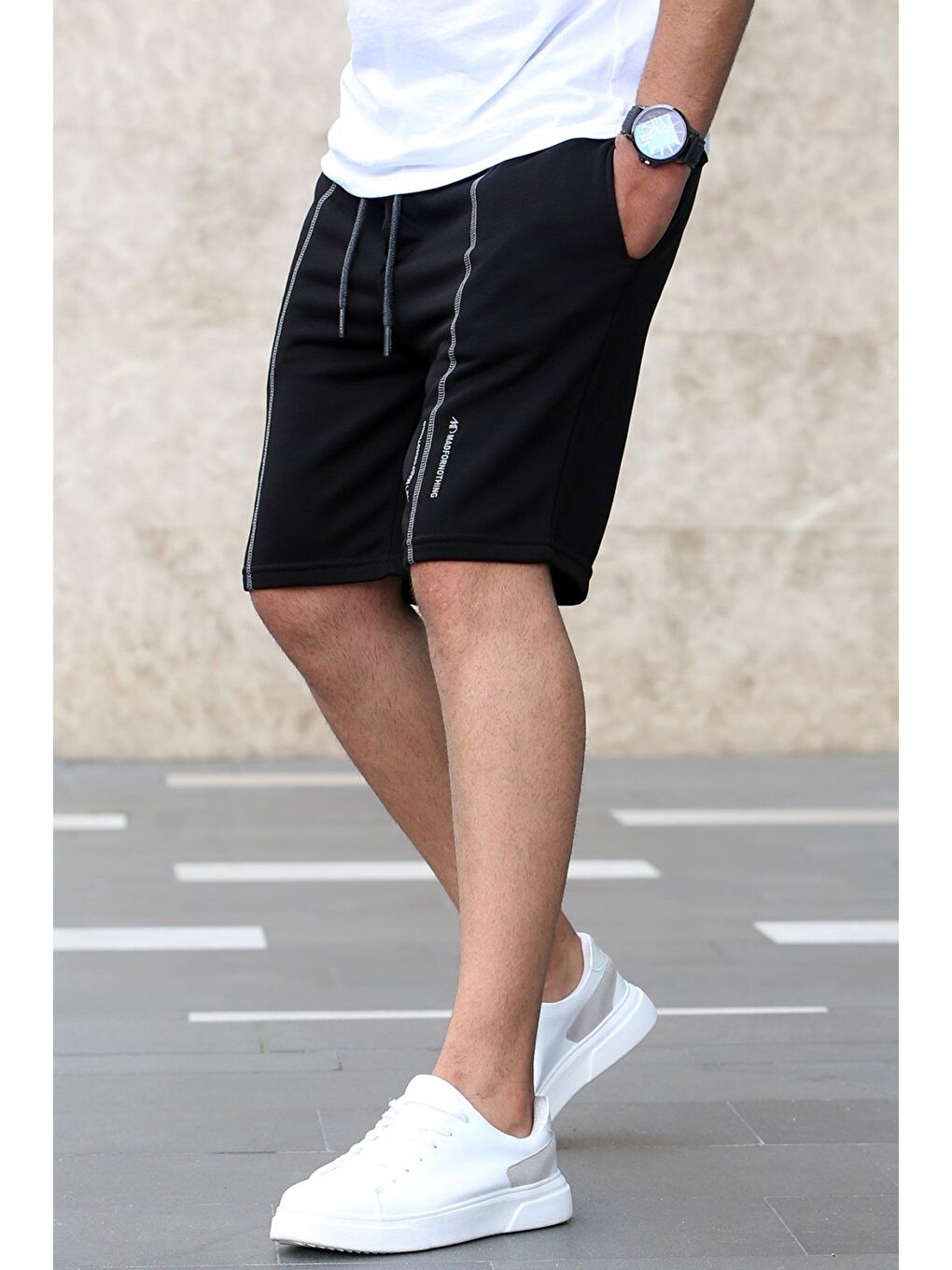 Siyah Kapri Şort 4849-2