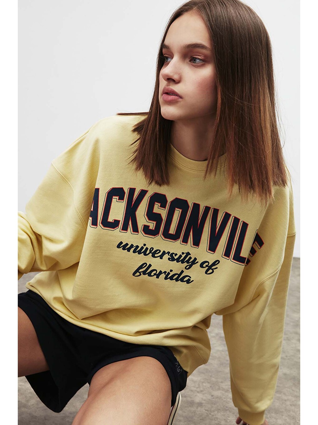 Ramona Kadın Oversize Yumuşacık İçi Polarlı Organik Pamuklu Baskılı Yuvarlak Yakalı Sarı Sweatshirt-4