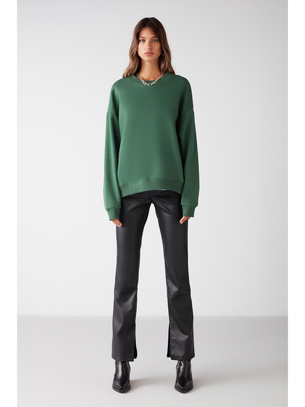 Vaneltına Kadın Organik Pamuklu Yumuşacık İçi Polarlı Yuvarlak Yakalı Yeşil Sweatshirt-1