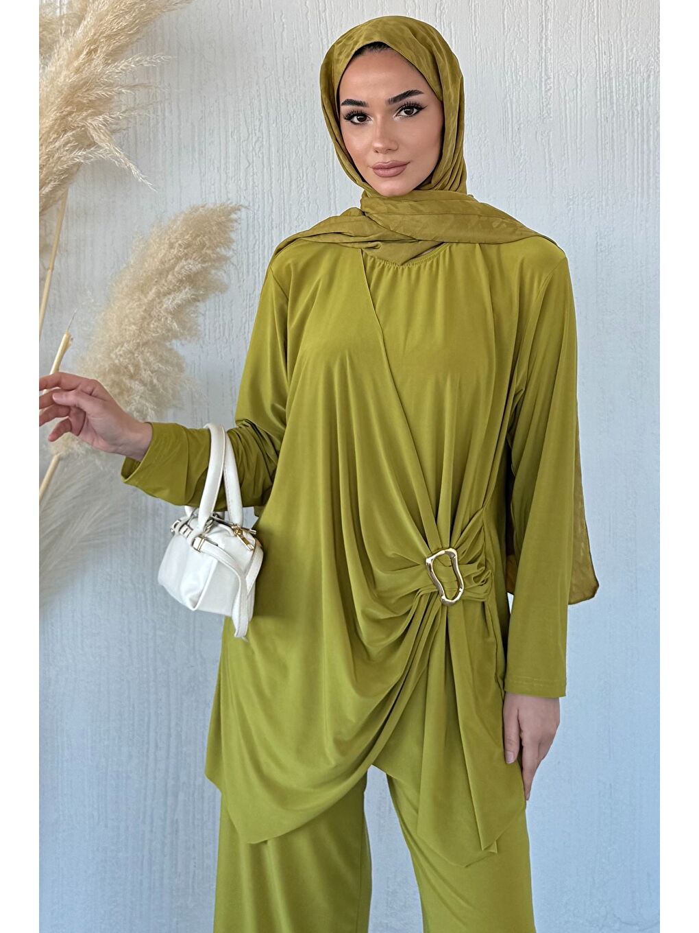 Yeşil Bel Lastikli Pantolon Gold Tokalı Tunik Tesettür İkili Takım-2