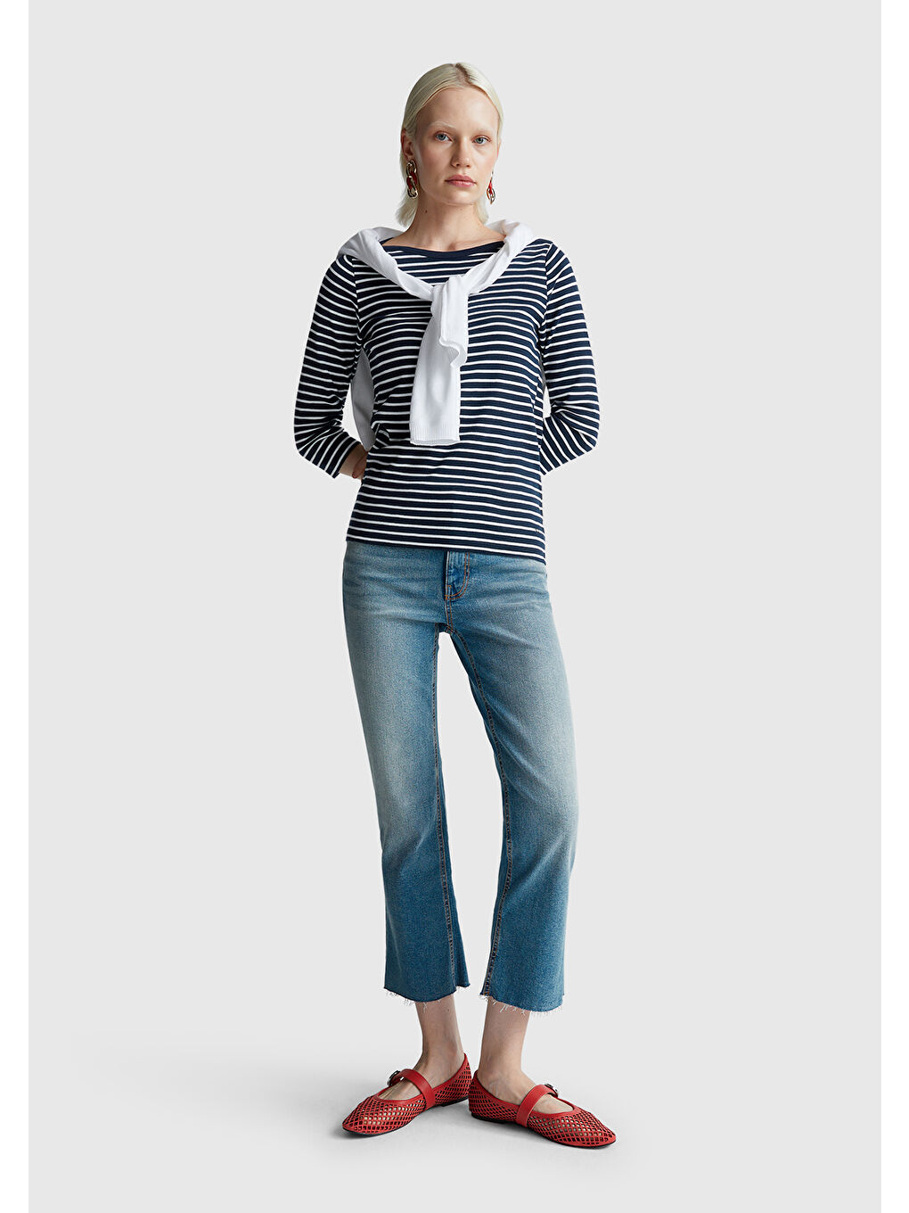 Kadın Lacivert %100 Pamuk Çizgili Logolu Kayık Yaka Truvakar Kol T-Shirt-4