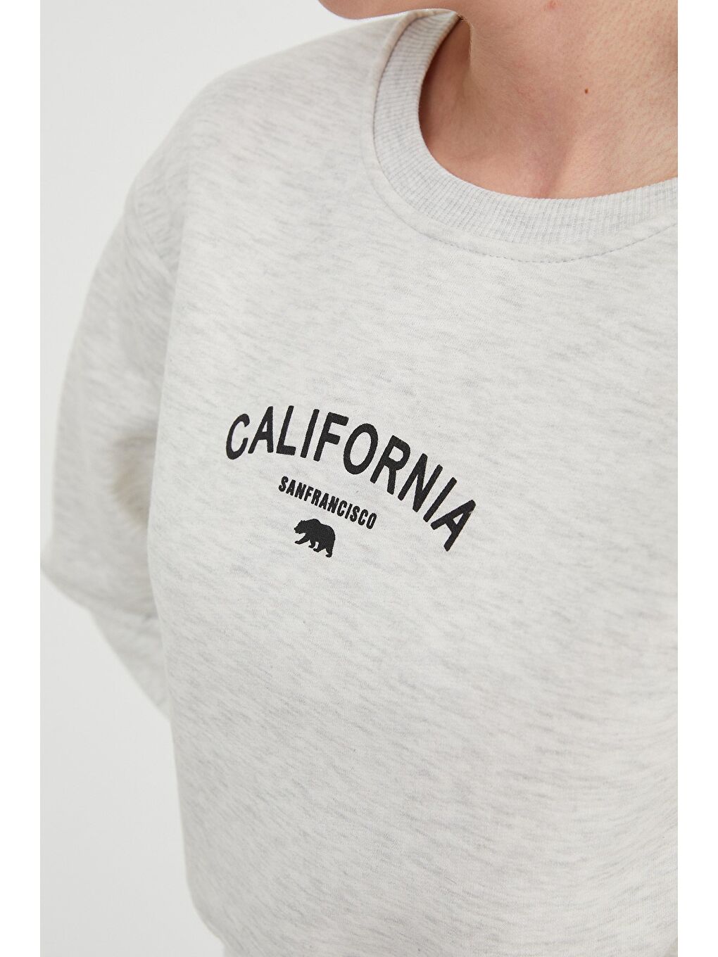 Gri 3 İplik California Yazı Baskılı Crop Sweatshirt-4