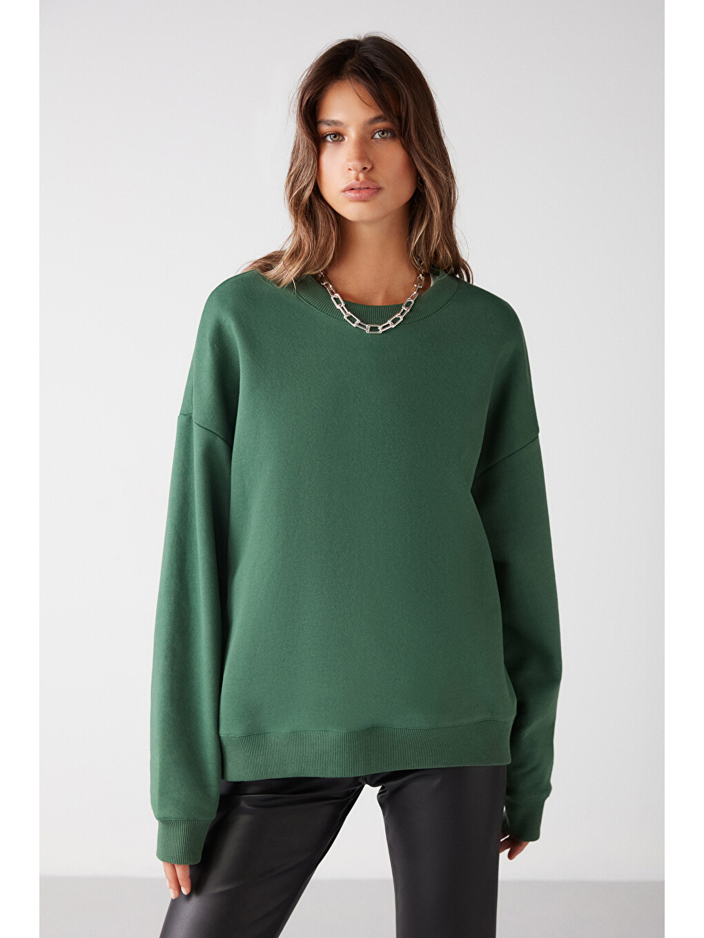 Vaneltına Kadın Organik Pamuklu Yumuşacık İçi Polarlı Yuvarlak Yakalı Yeşil Sweatshirt-2