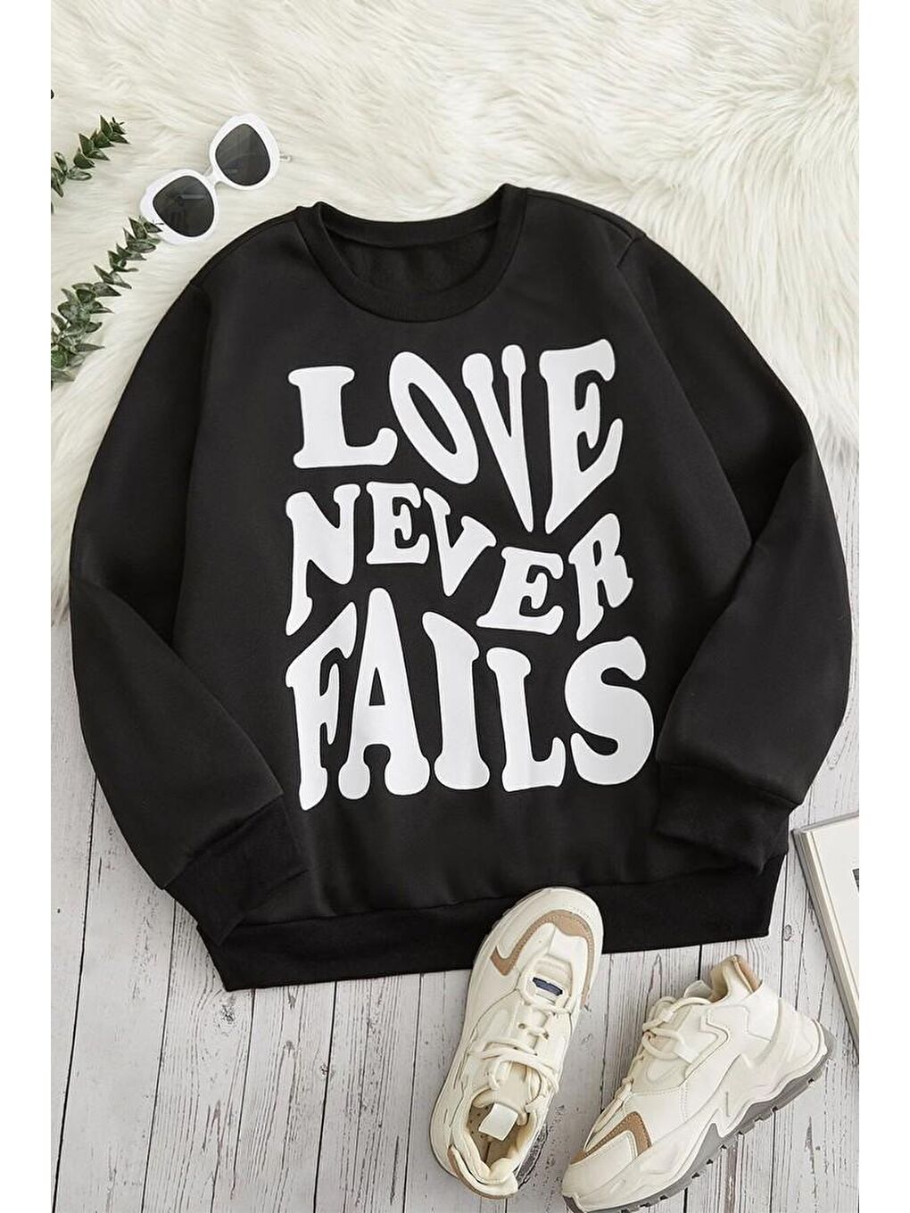 uyguntarz Siyah Unisex Love Baskılı Bisiklet Yaka Sweatshirt