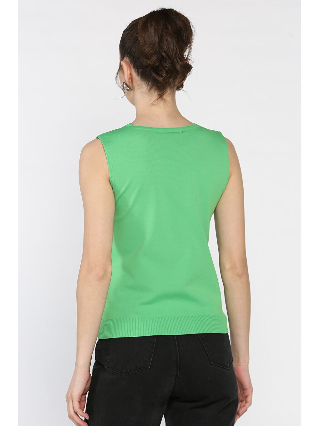 Yeşil Kadın V Yaka Sıfır Kol Triko Bluz-2