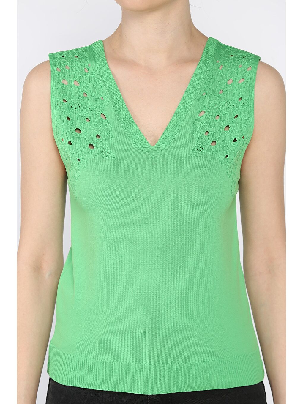 Yeşil Kadın V Yaka Sıfır Kol Triko Bluz-3