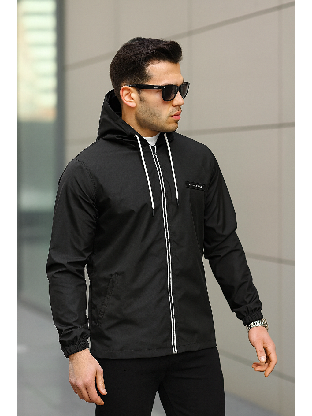 Erkek Fermuarlı Kapüşonlu Siyah Rüzgarlık & Yağmurluk