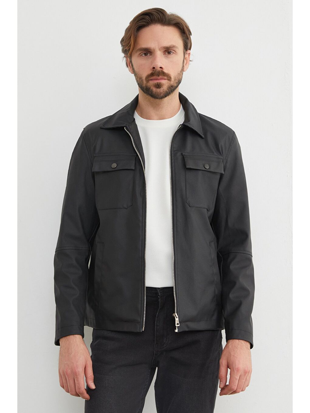 Siyah Cepli Suni Deri Ceket