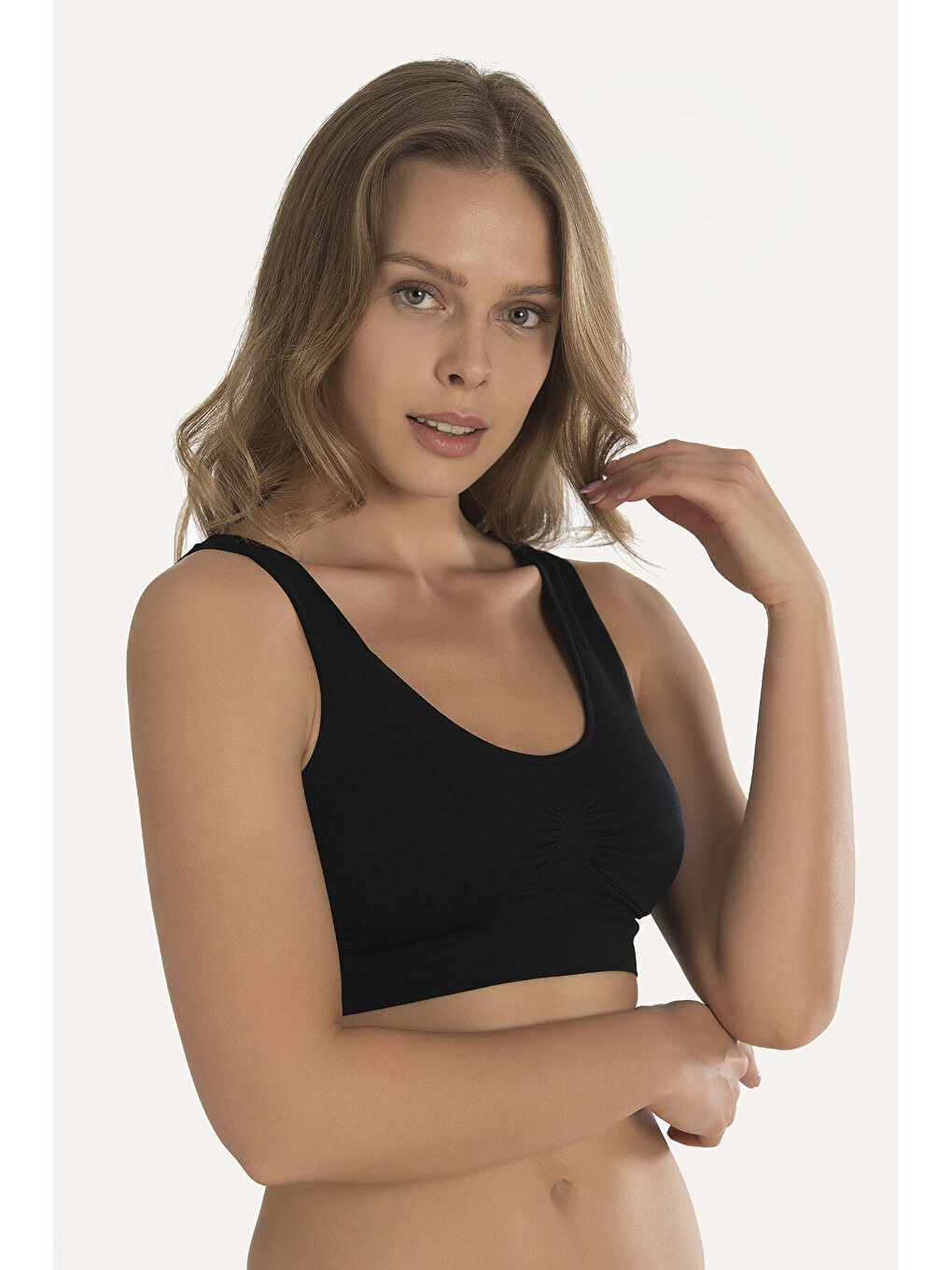 Siyah Seamless Yarım Büstiyer-1