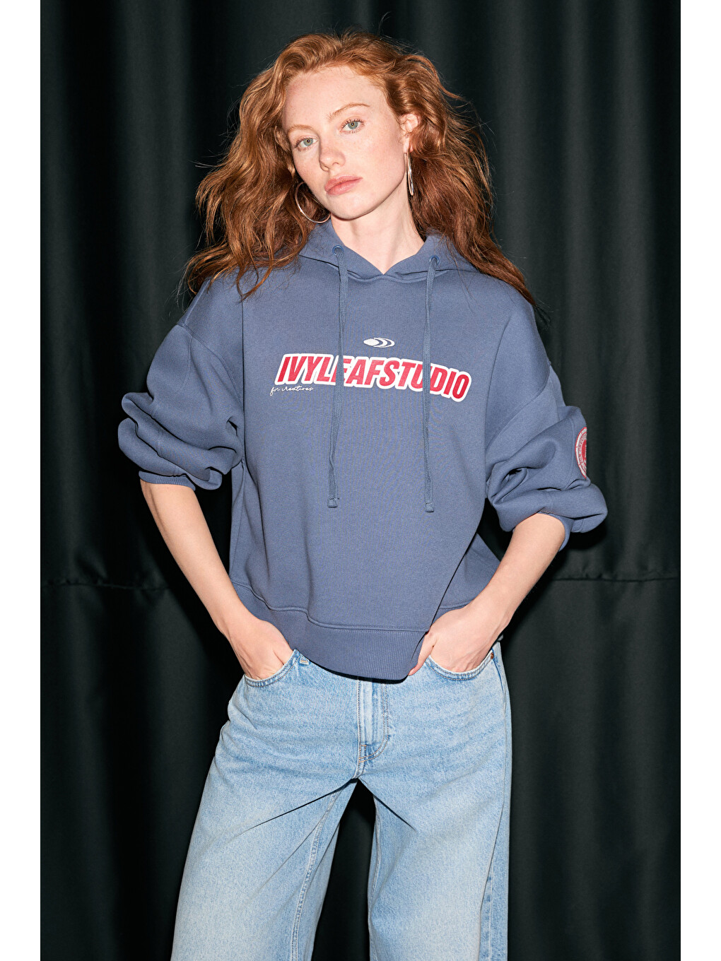 Rhovara Kadın Oversize Kapüşonlu Baskı Ve Nakış Detaylı Lacivert Sweatshirt-4