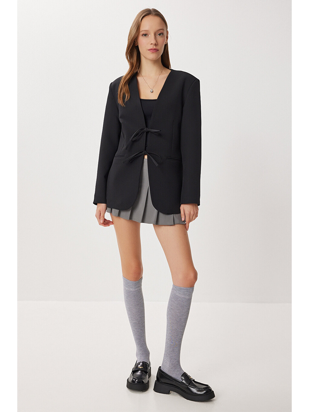 Siyah Fiyonk Detaylı Vatkalı Blazer Ceket SİYAH LXA0016