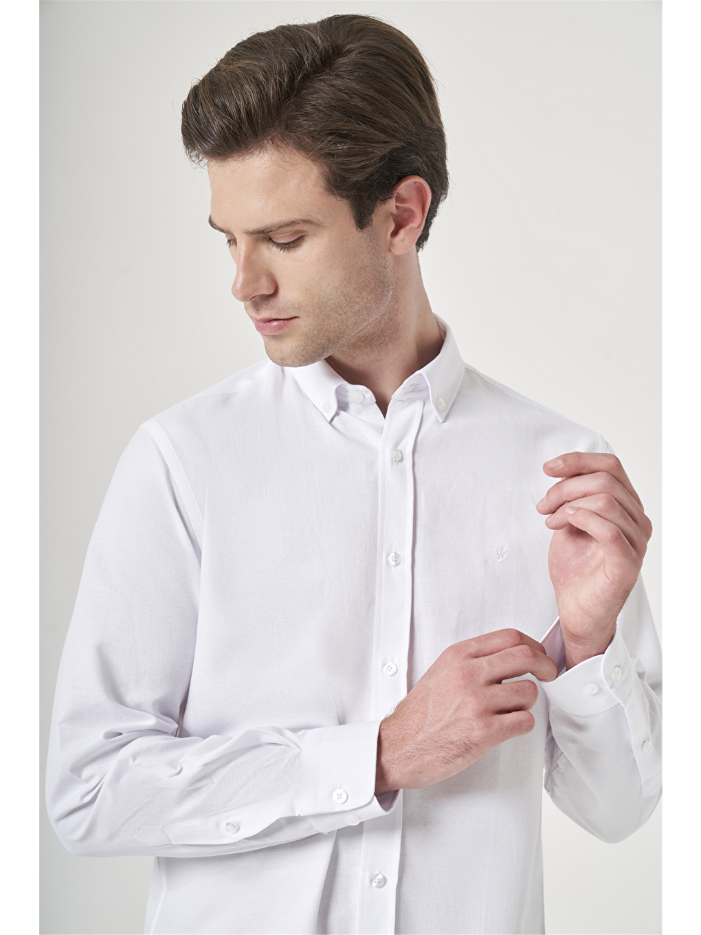 Beyaz Düğmeli Yaka Oxford Slim Fit Pamuklu Gömlek 1004265124-3