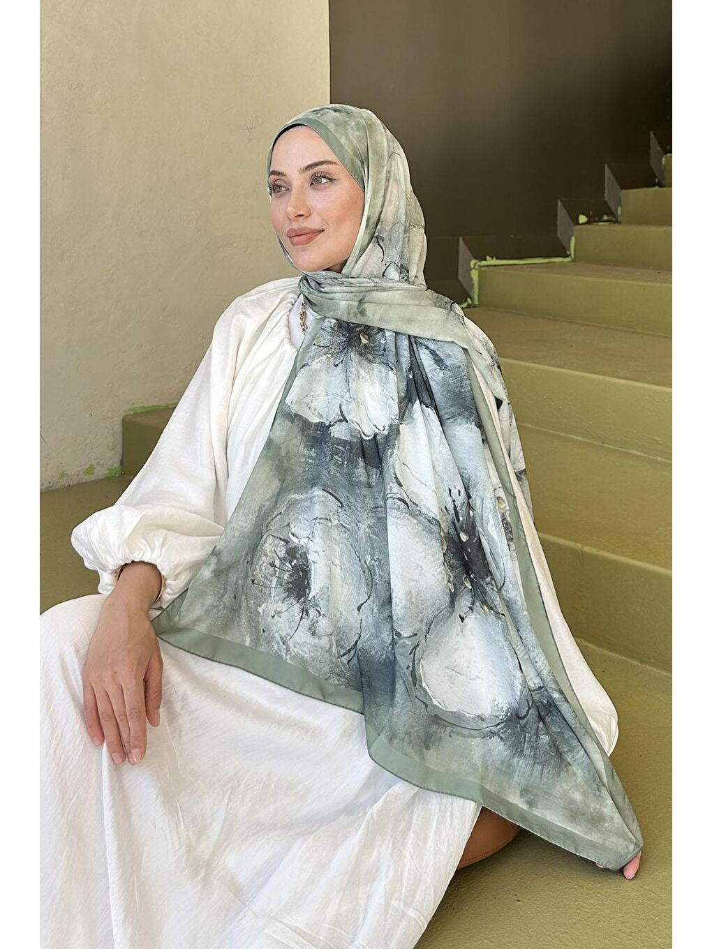 Yeşil Bohem Çiçek Desen Soft Şal Ada Çayı-2