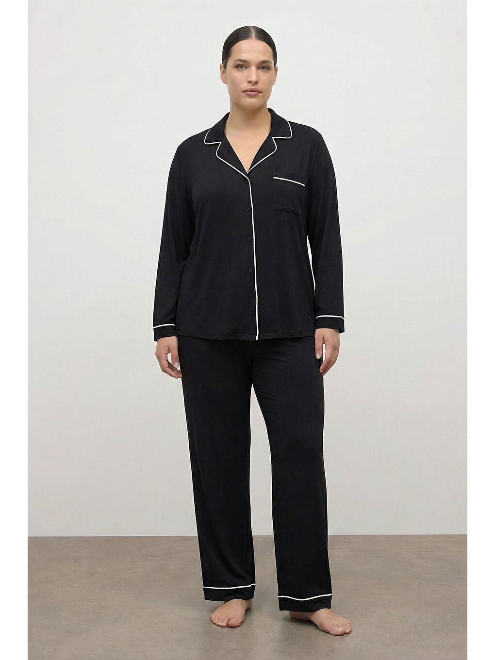 Siyah Kontrast Biyeli Penye Pijama Takımı