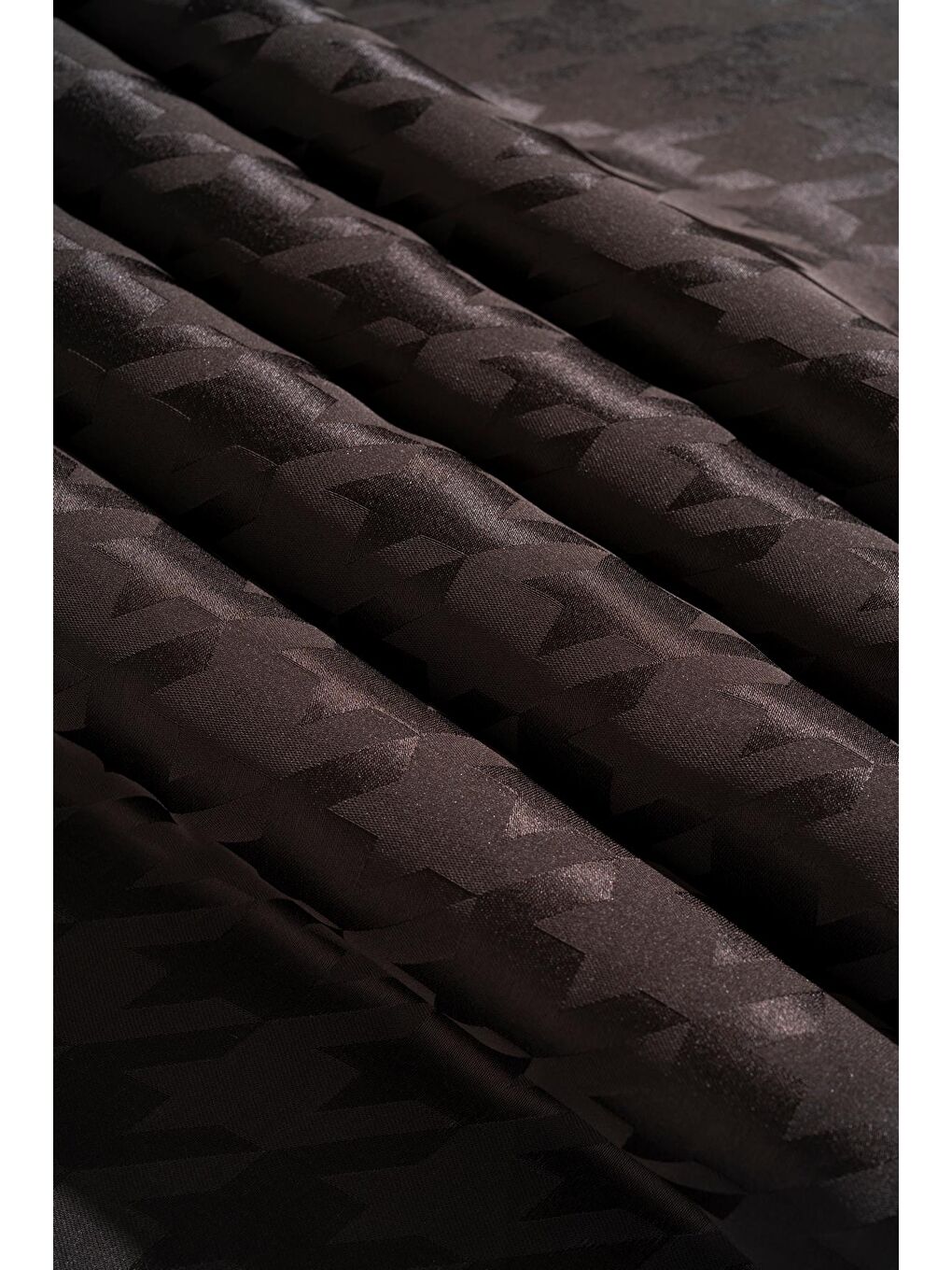 Kahverengi Kadın Tesettür Jakarlı Kazayağı Eşarp 1-1