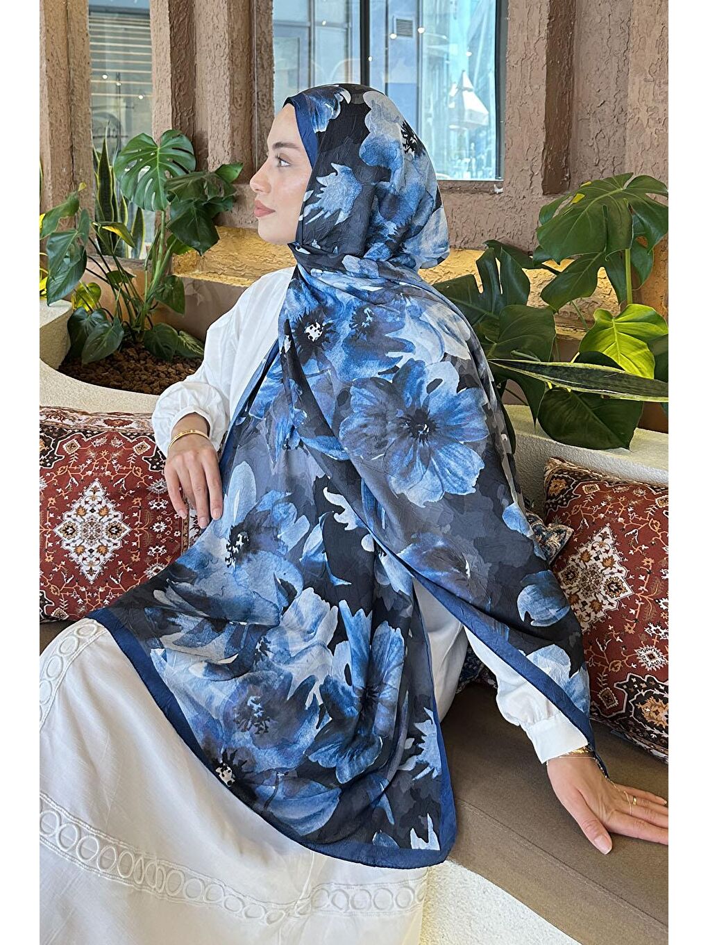 Çiçek Desen Bambu Şal Gece Mavisi-3