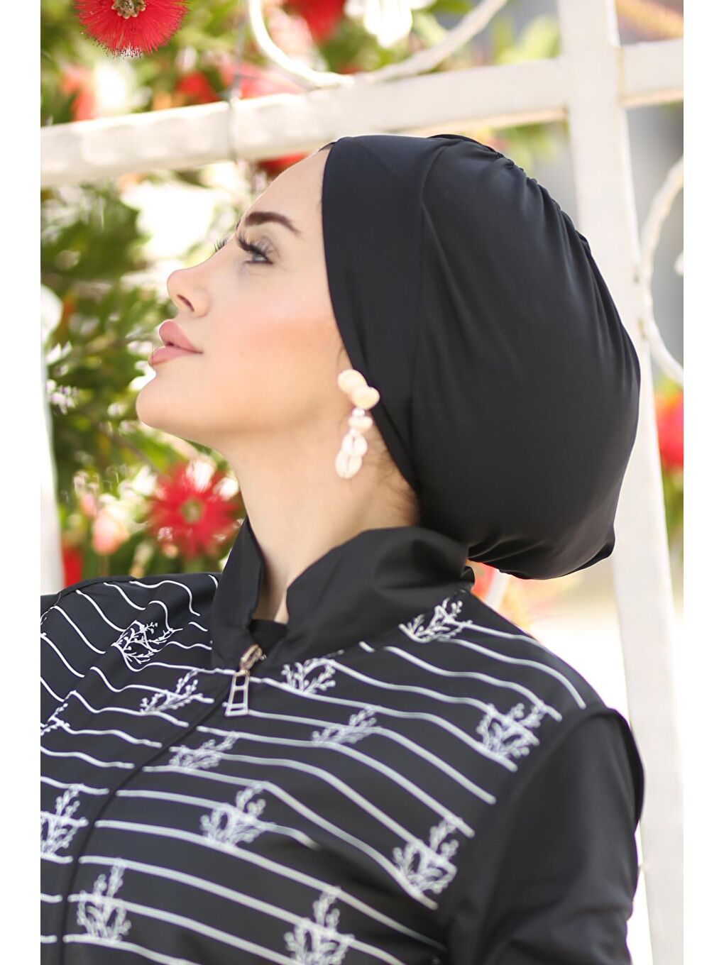 Çift Taraflı Çapraz ve Büzgü Deniz Bone Siyah R-1009-4