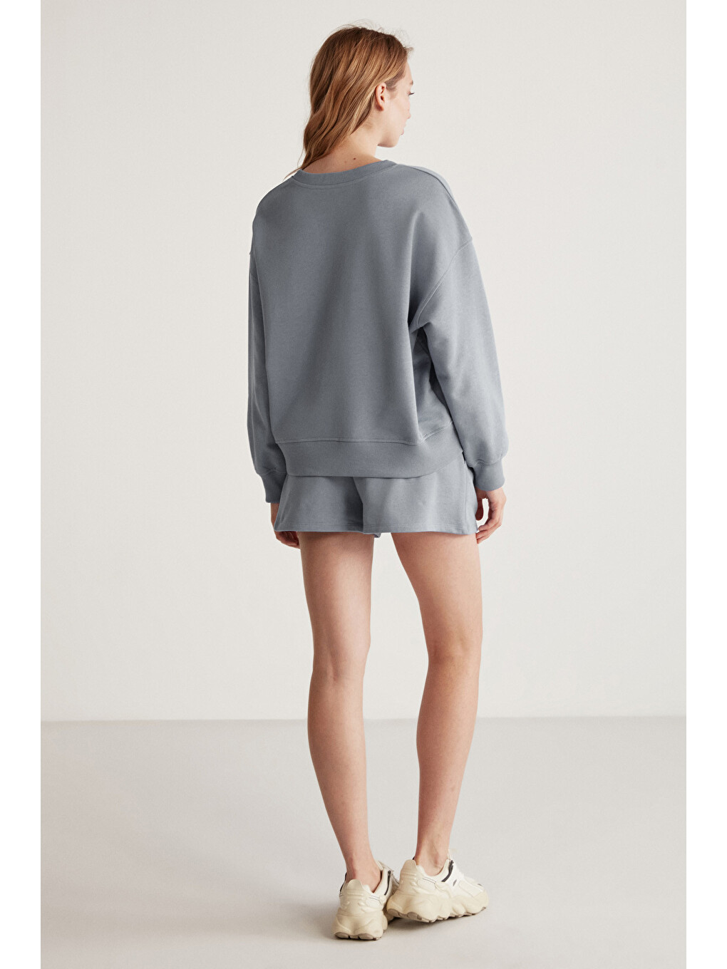 Jennıfer Kadın Organik Pamuklu Nakışlı Yuvarlak Yakalı Oversize Gri Sweatshirt-4