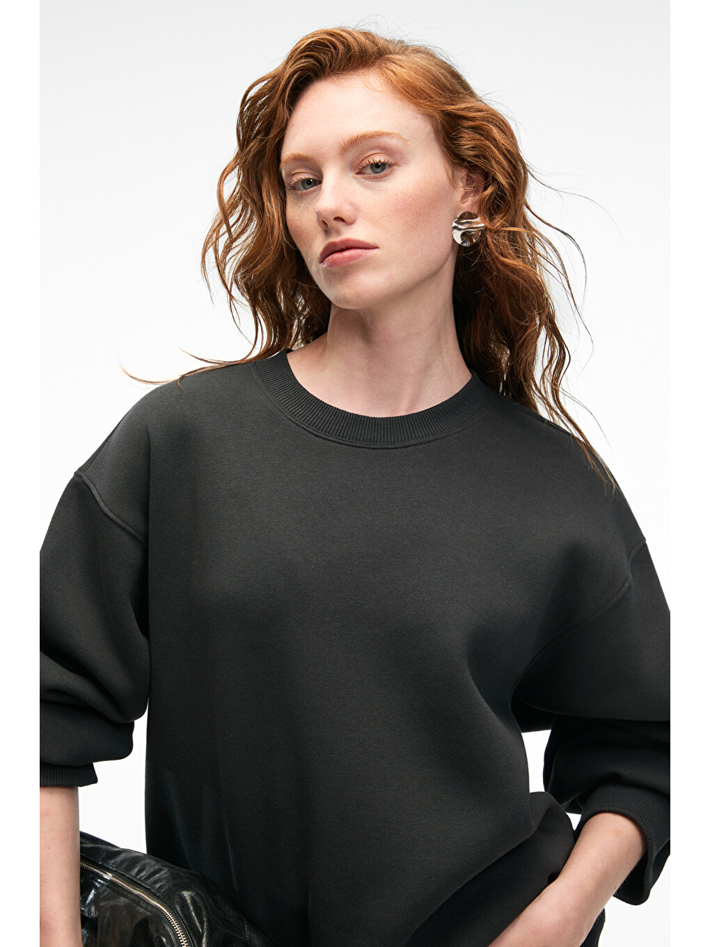 Esme Kadın Oversize Yuvarlak Yakalı Kol Ucu Ve Etek Ucu Manşetli Antrasit Sweatshirt-1