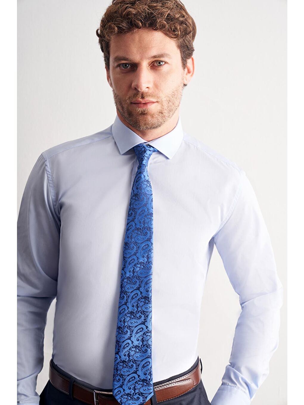 Açık Mavi Yarım İtalyan Yaka Uzun Kol Easy To Iron Slim Fit Pamuklu Gömlek 1004255301-4