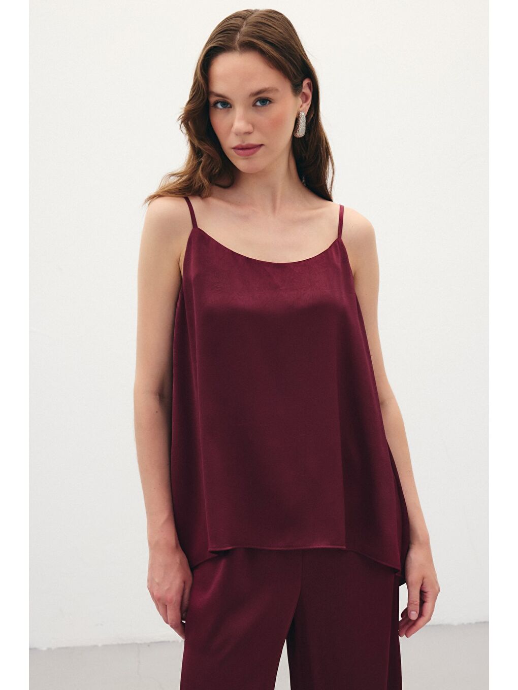 Askılı Saten Bluz - Bordo-2