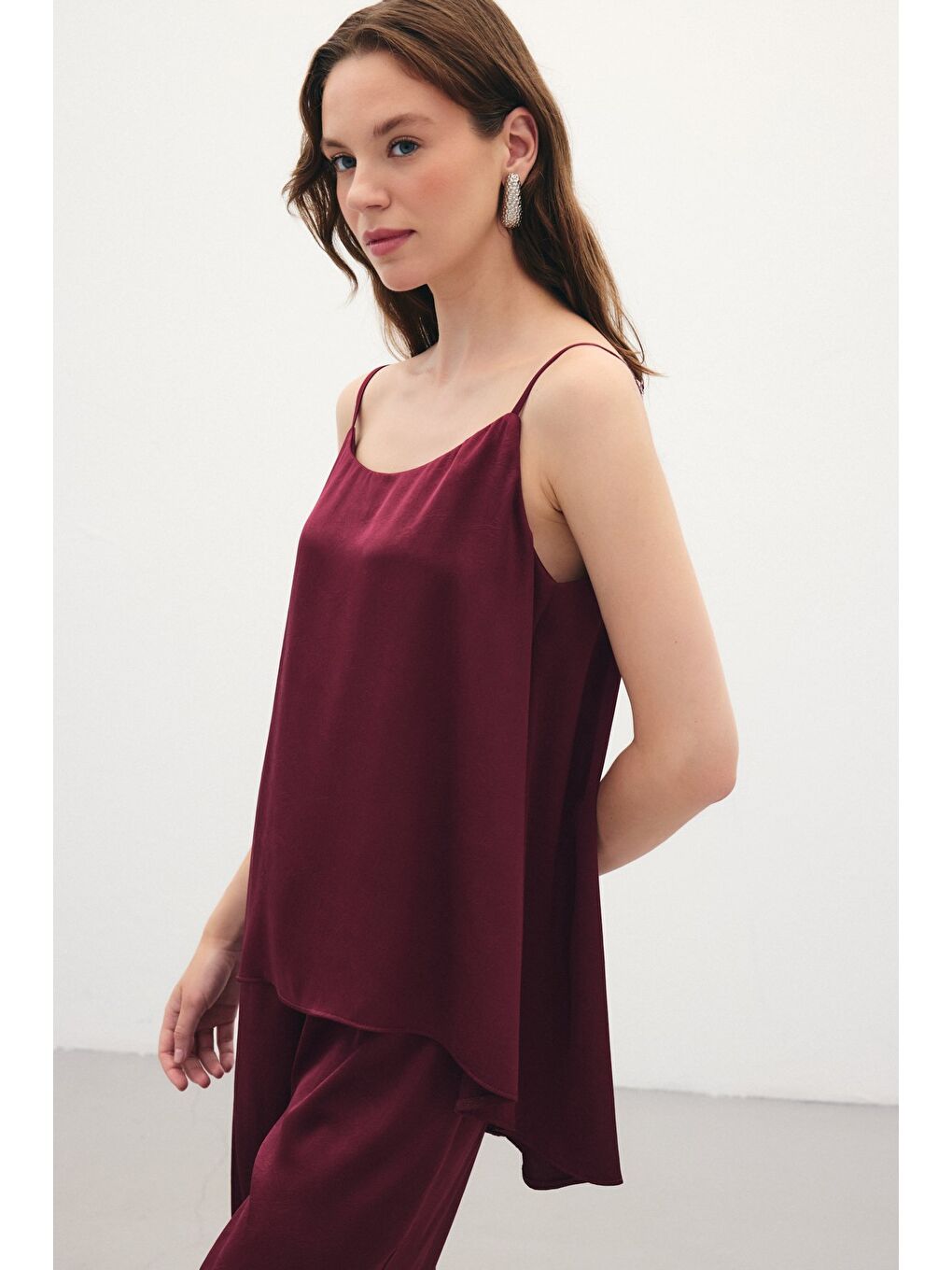 Askılı Saten Bluz - Bordo-3